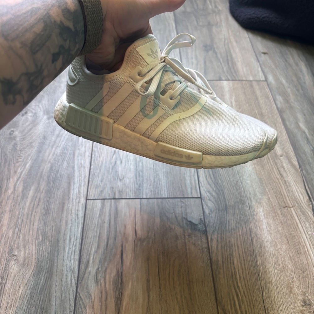 Addidas NMD - Picture 3 of 5